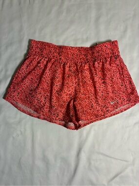 Nike Women’s Coral Pink Printed Athletic Shorts